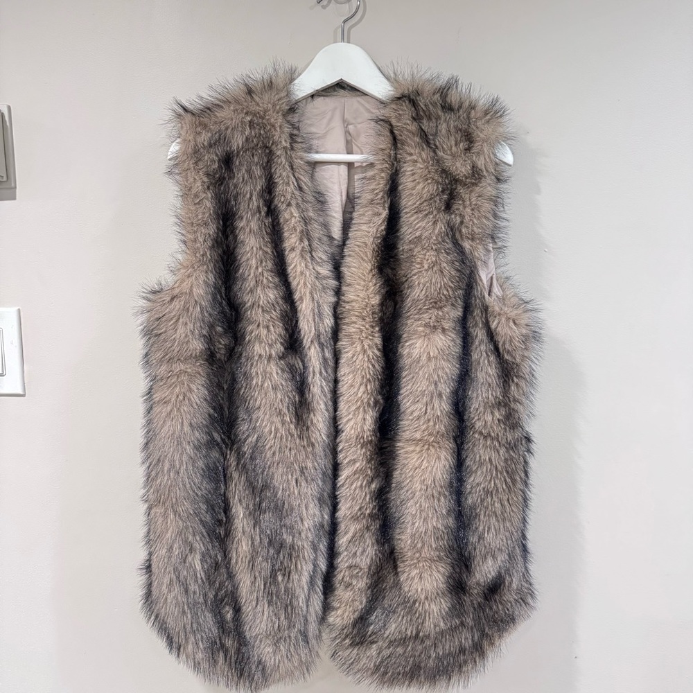 SHEIN Faux Fur Teddy Jacket in Gray